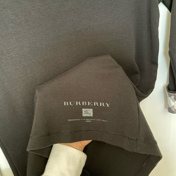 Burberry Top - Picture 3 of 4